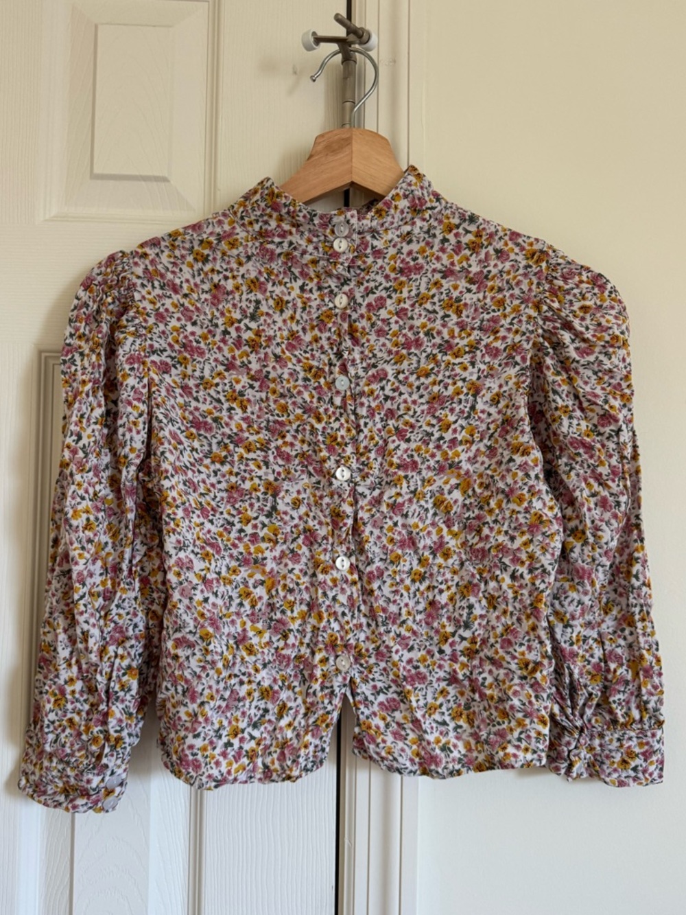 💐ROLLAS BUTTON UP FLORAL BLOUSE💐